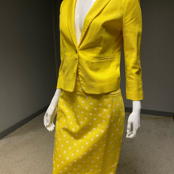Ann Taylor Other - Ann Taylor Yellow Skirt Suit!